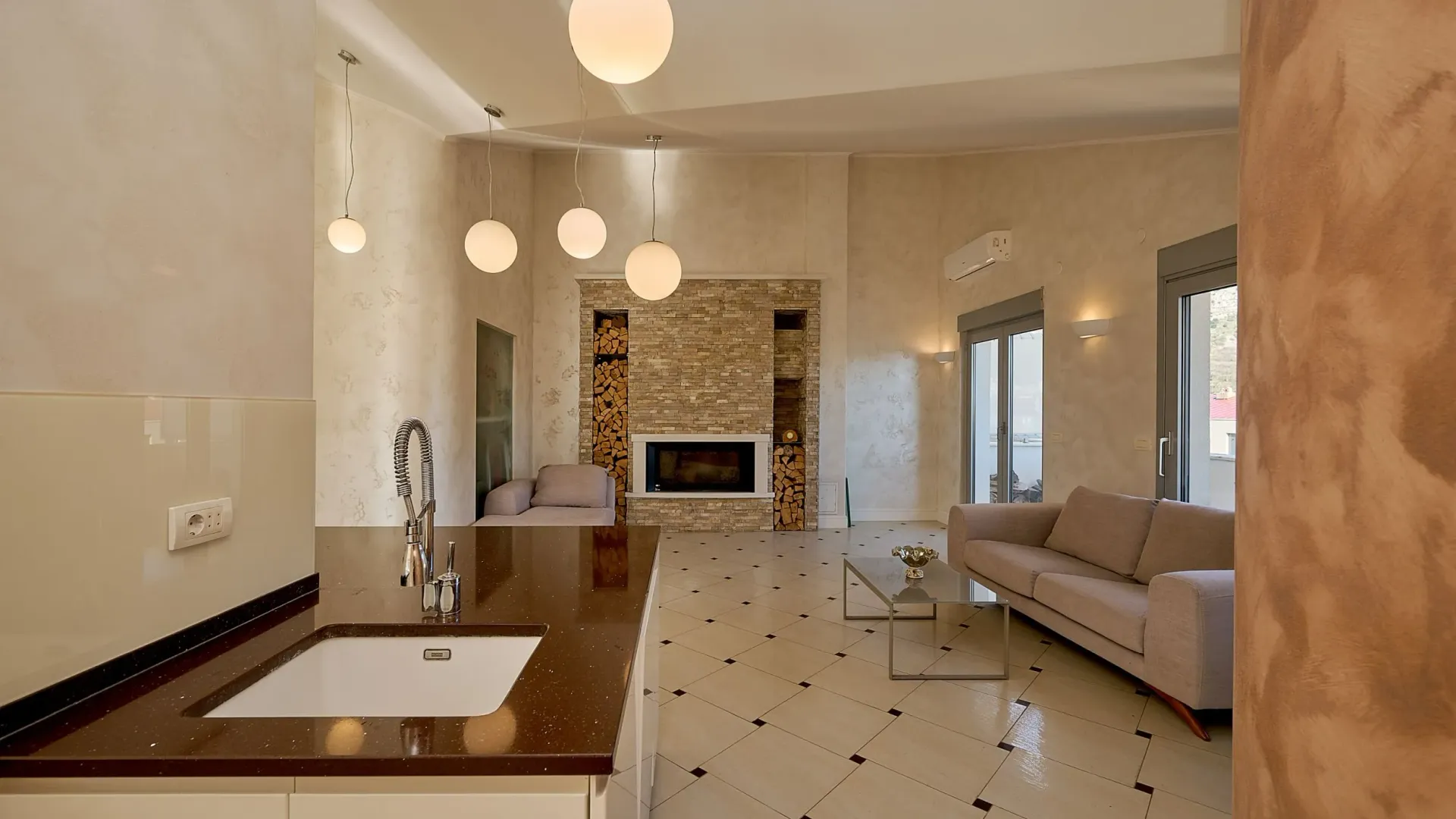 Prodaja, petosoban stan, 181m², Budva, Crna Gora