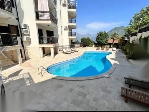 Prodaja, trosoban stan, 95m², Dobrota, Kotor - image 1