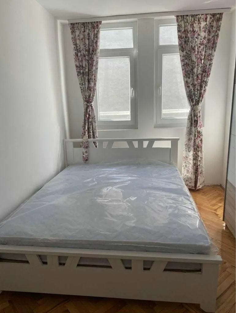 Rent, two bedroom apartment, 75m², Blok 6, Podgorica