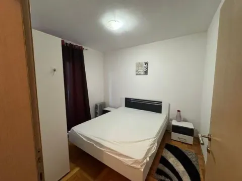Izdavanje, dvosoban stan, 50m², Luštica Bay, Tivat - image 3