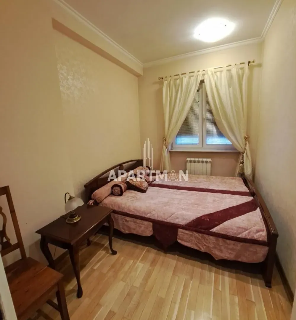 Rent, four bedroom apartment, 120m², Lekino Brdo, Voždovac Sve Podlokacije