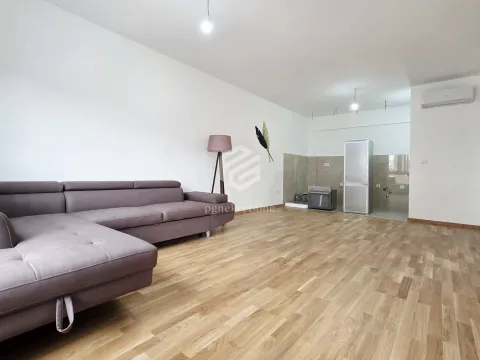 Rent, one bedroom apartment, 52m², Stari Aerodrom, Podgorica - image 2