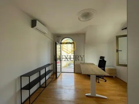 Rent, office space, 220m², Stara Varoš, Podgorica - image 5