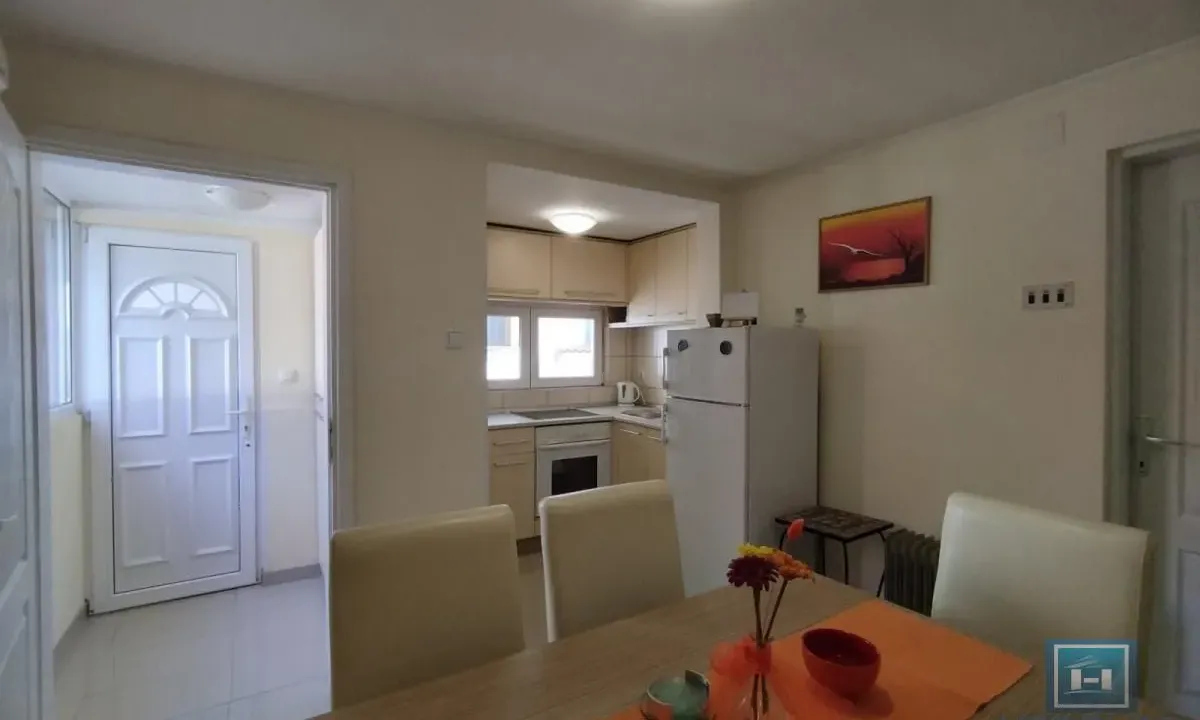 Izdavanje, jednosoban stan, 50m², Centar, Jagodina