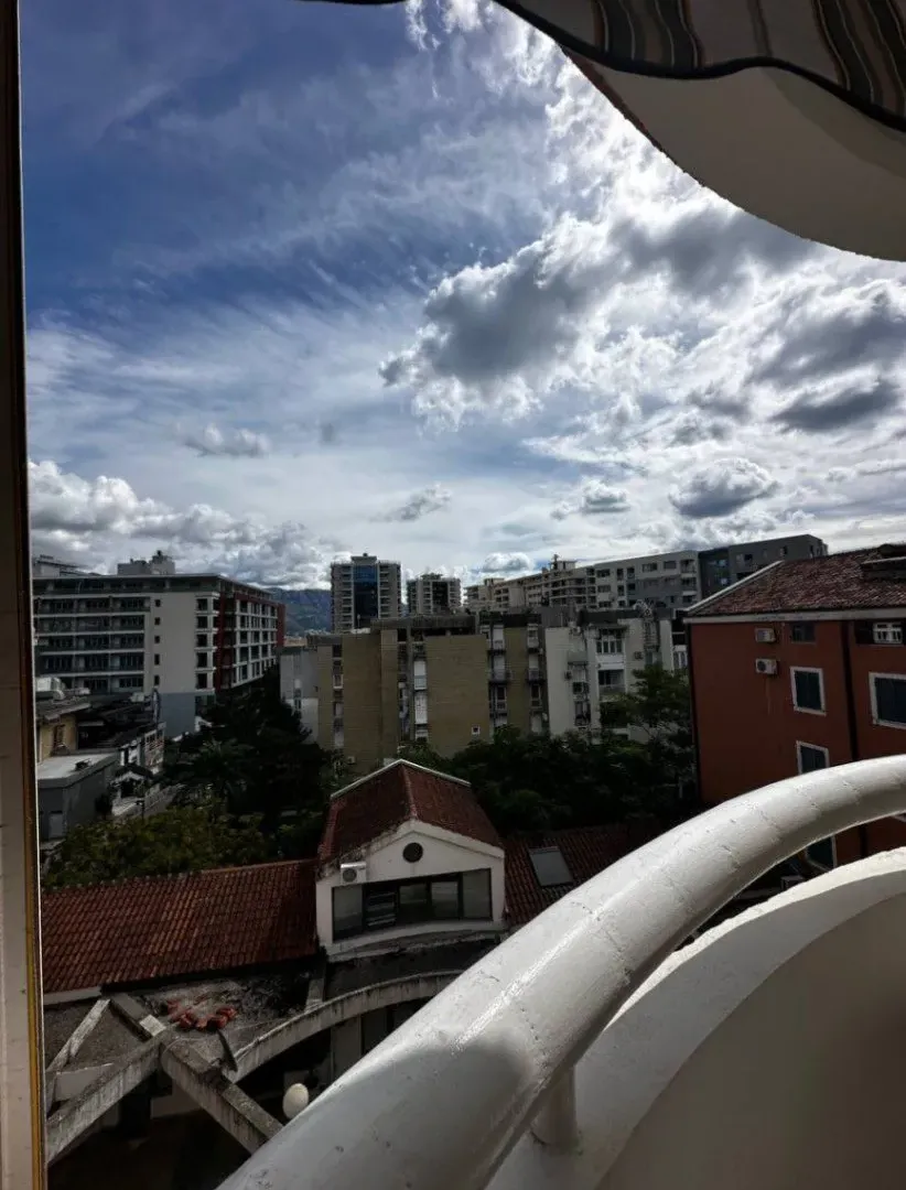 Sale, two bedroom apartment, 77m², Centar, Budva