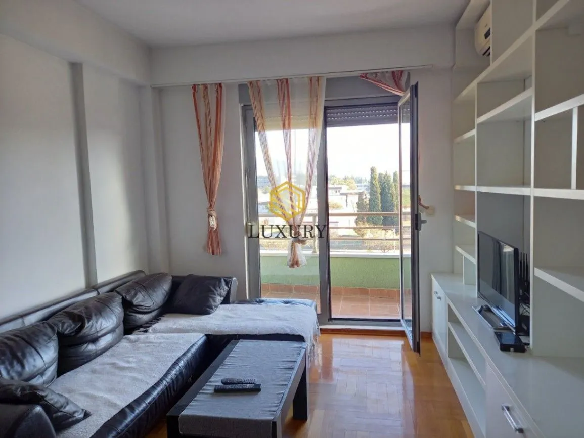 Rent, one bedroom apartment, 43m², Kod Big Fashion-a, Podgorica