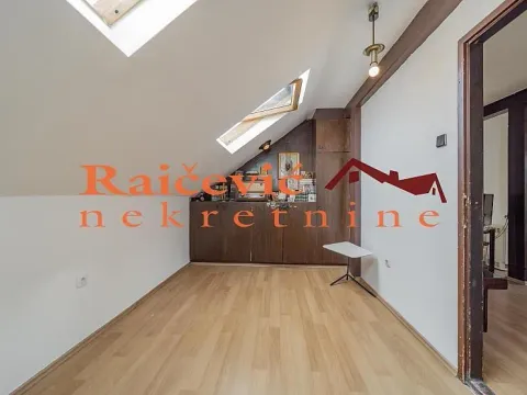 Sale, three bedroom apartment, 96m², Centar, Kruševac - image 10