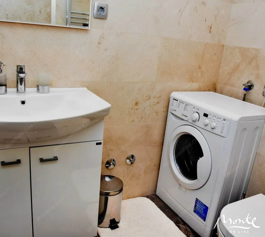 Sale, house, 382m², Stoliv, Kotor