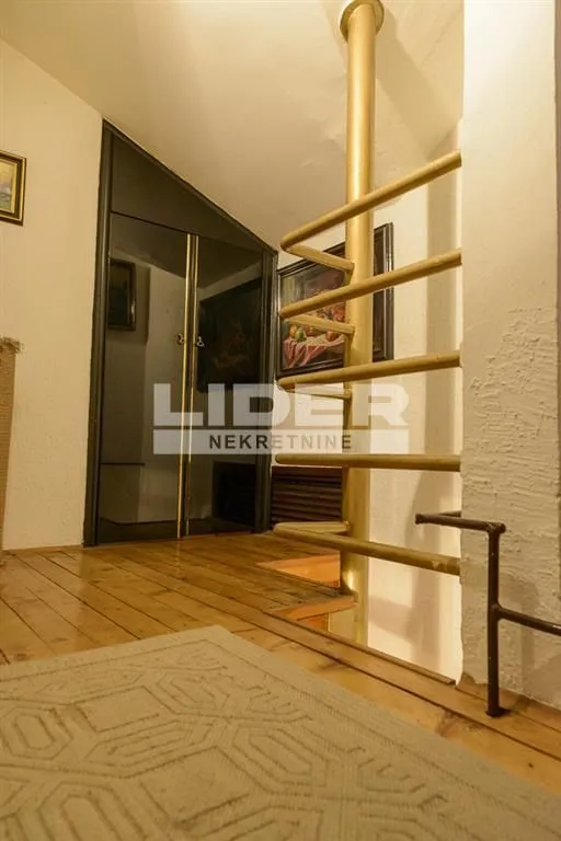 Prodaja, četvorosoban stan, 100m², Tašmajdan, Palilula Sve Podlokacije