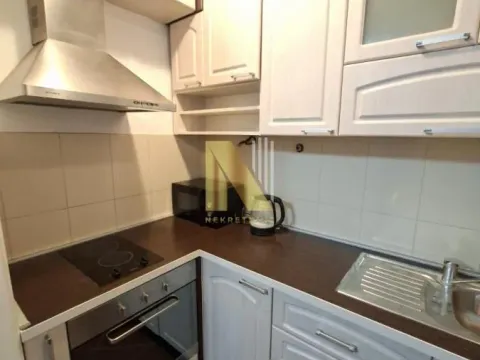 Izdavanje, dvosoban stan, 52m², Socijalno, Novi Sad Sve Podlokacije - image 3