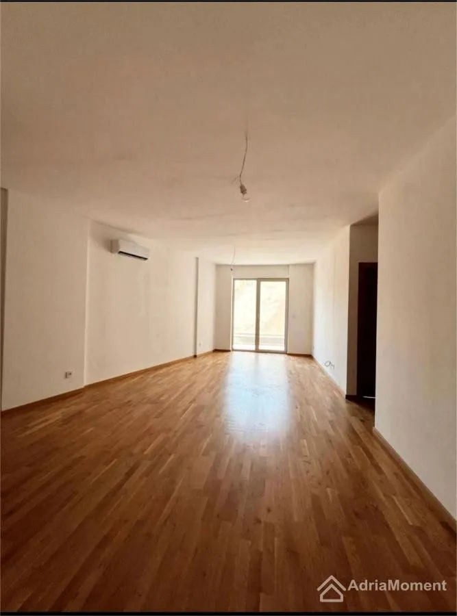 Sale, two bedroom apartment, 62m², Bečići, Budva