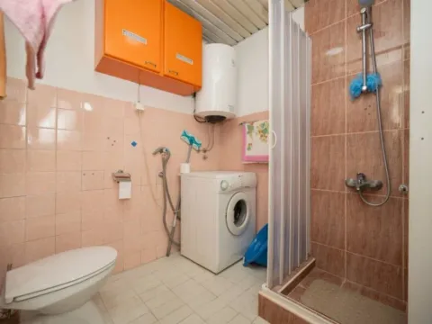 Sale, two bedroom apartment, 71m², Tuški Put, Podgorica - image 8