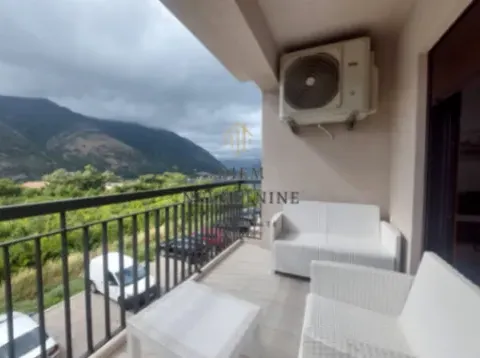 Izdavanje, dvosoban stan, 85m², Dobrota, Kotor - image 9