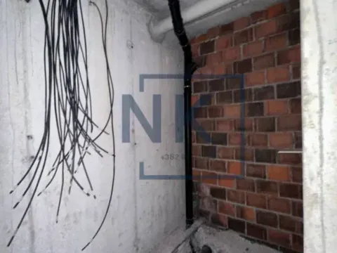 Izdavanje, poslovni prostor, 95m², City Kvart, Podgorica - image 9