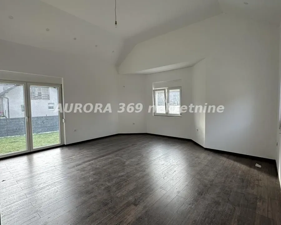 Prodaja, kuća, 86m², Ledinci, Petrovaradin