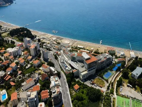 Prodaja, jednosoban stan, 45m², Bečići, Budva - image 23