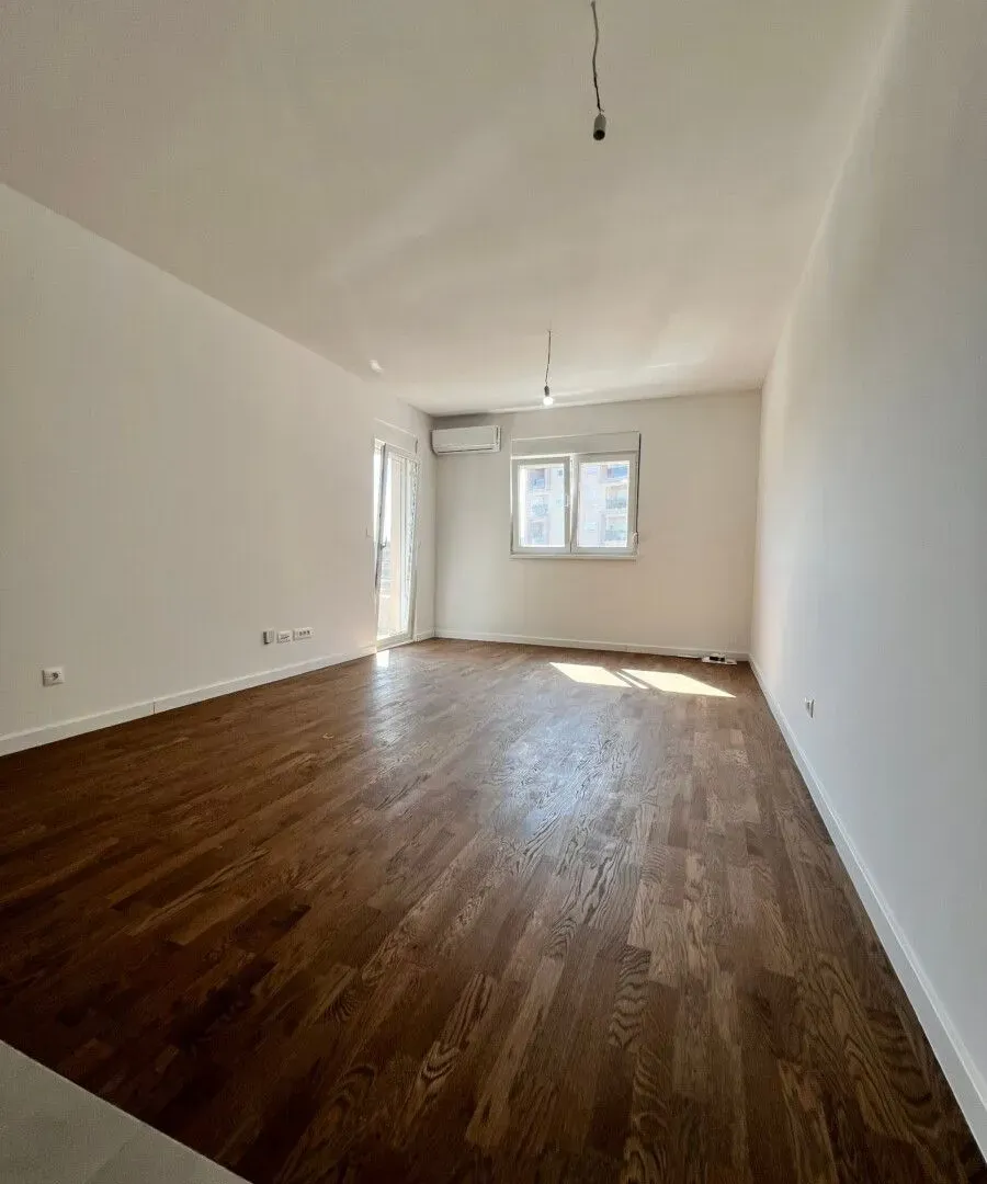 Prodaja, jednosoban stan, 46m², Stari Aerodrom, Podgorica