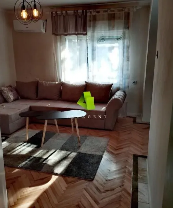 Izdavanje, dvosoban stan, 55m², Medijana, Niš