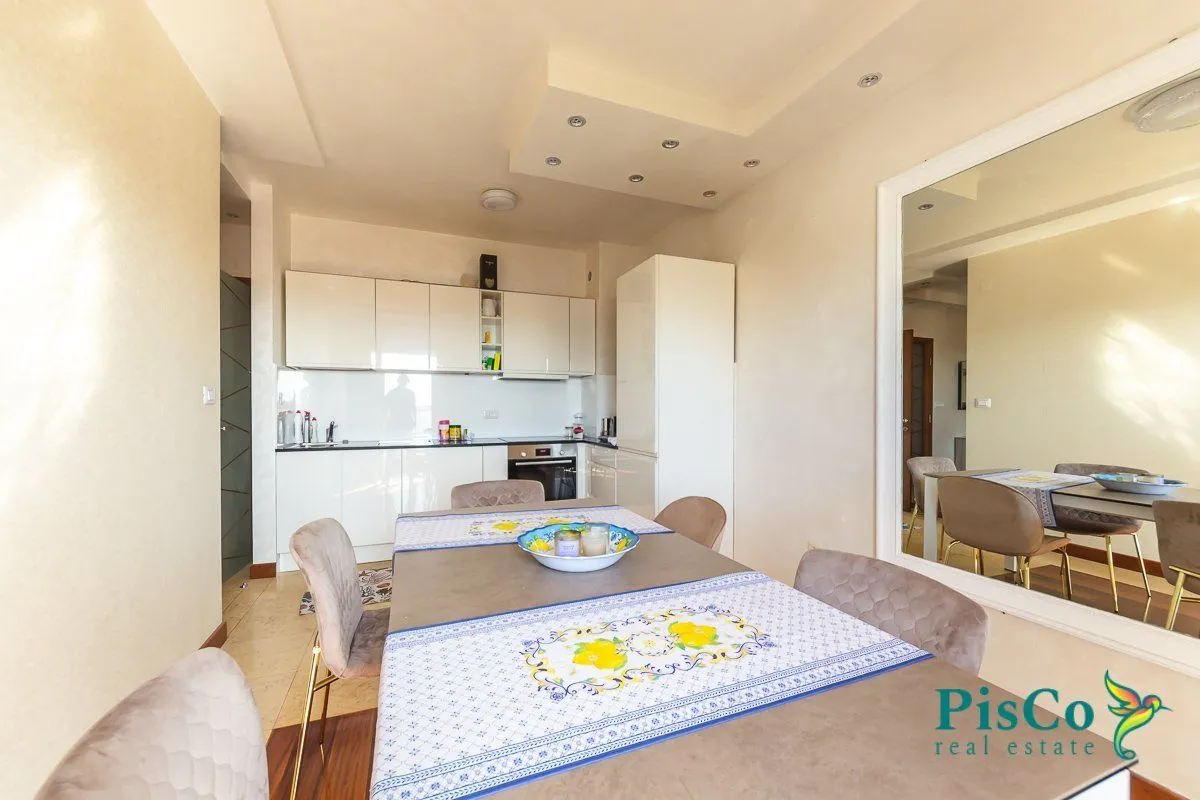Rent, four bedroom apartment, 135m², Centar, Podgorica