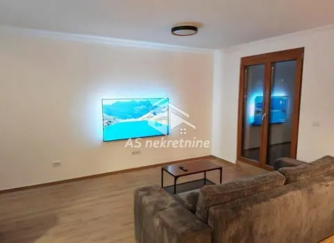 Rent, three bedroom apartment, 77m², Autokomanda, Voždovac Sve Podlokacije - image 3