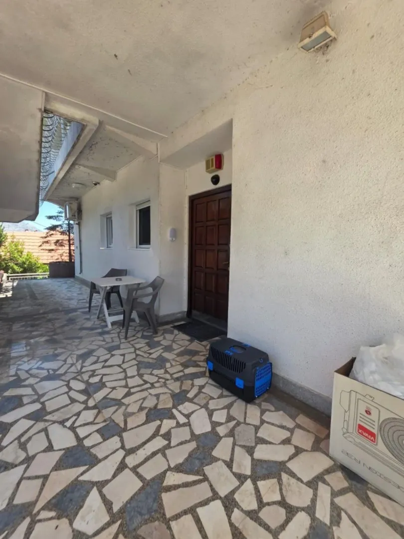 Izdavanje, trosoban stan, 130m², Preko Morače, Podgorica
