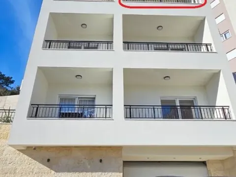 Sale, two bedroom apartment, 64m², Dubovica, Budva - image 2