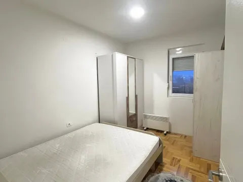 Rent, two bedroom apartment, 56m², Stari Aerodrom, Podgorica - image 6