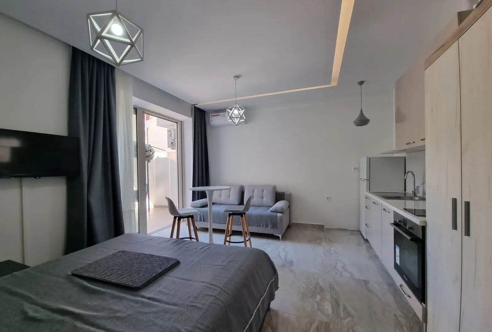 Prodaja, garsonjera, 54m², Rafailovići, Budva
