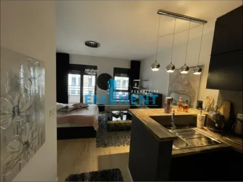 Rent, one bedroom apartment, 35m², Trošarina, Voždovac Sve Podlokacije - image 4