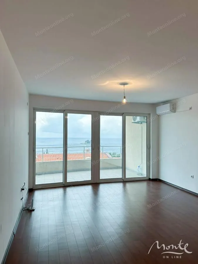 Sale, one bedroom apartment, 85m², Petrovac, Budva