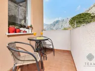 Izdavanje, dvosoban stan, 47m², Sveti Stasije, Kotor - image 15