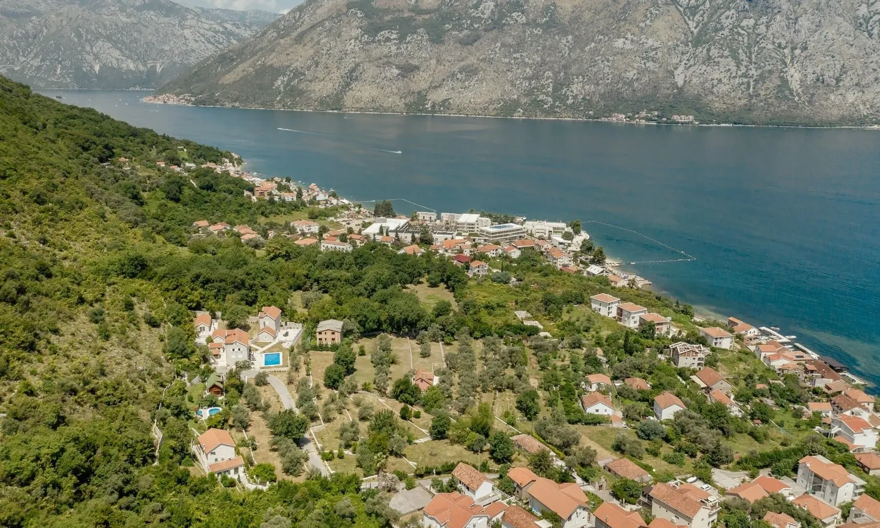 Sale, house, 800m², Prčanj, Kotor