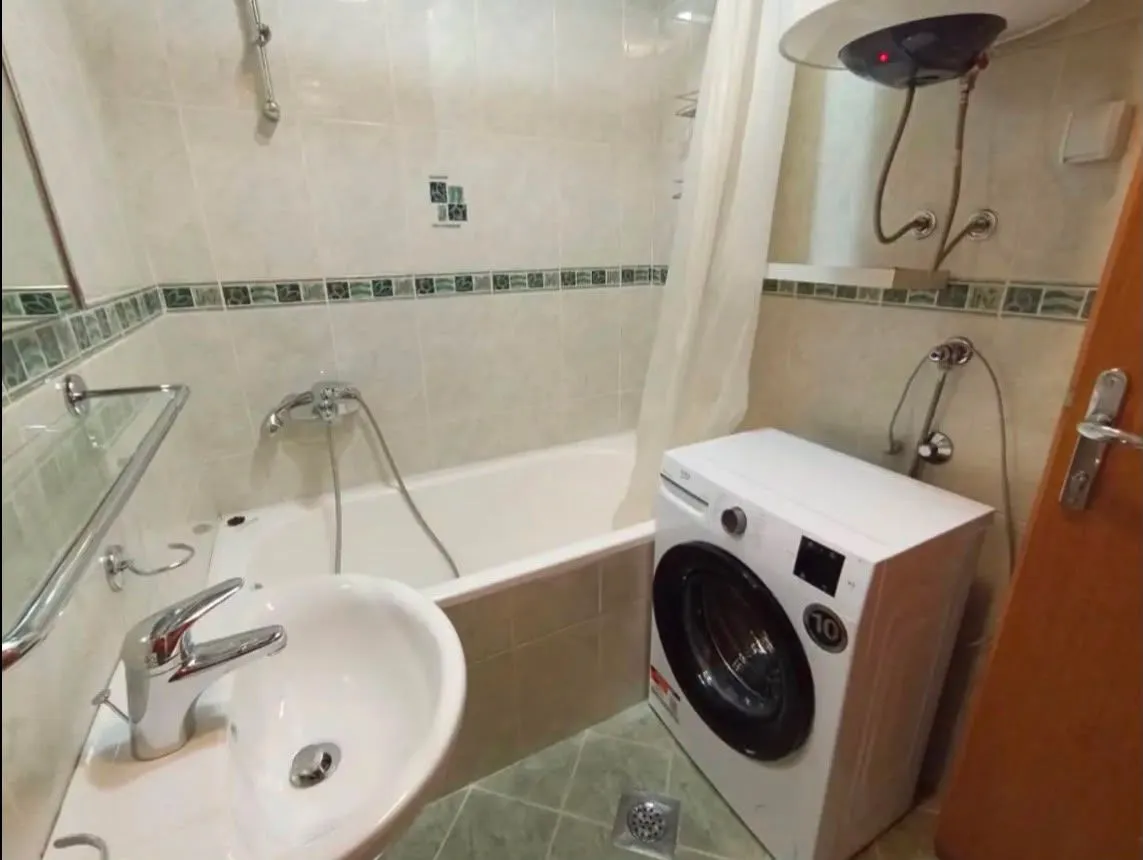 Prodaja, jednosoban stan, 40m², Stari Aerodrom, Podgorica