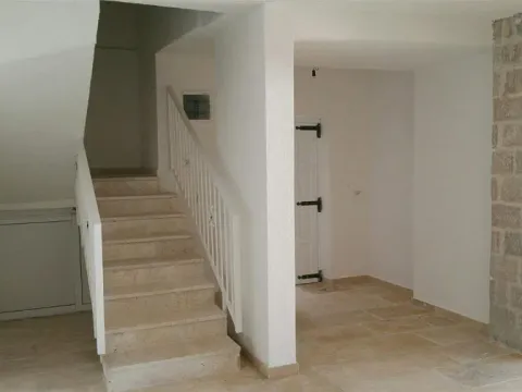 Sale, house, 500m², Drobni pijesak, Budva - image 3