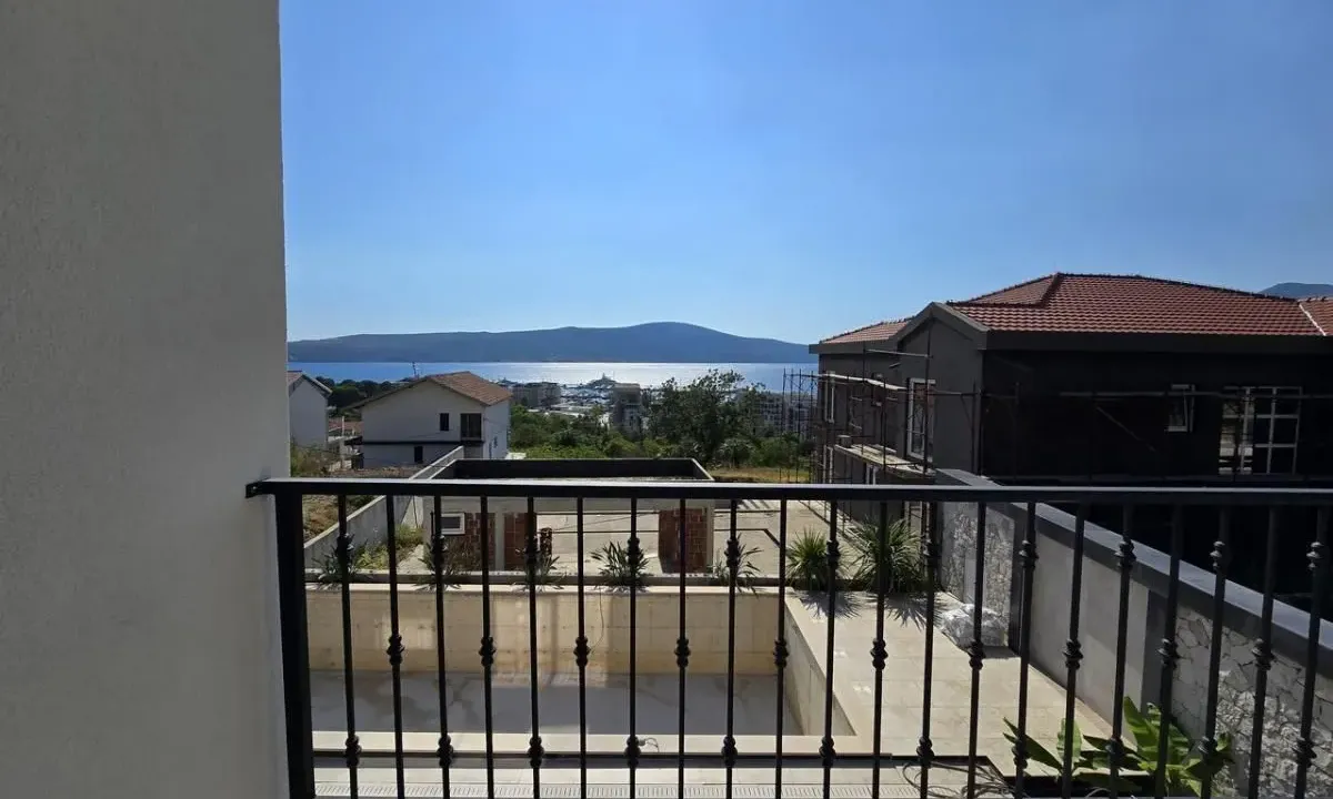 Sale, two bedroom apartment, 61m², Centar, Tivat