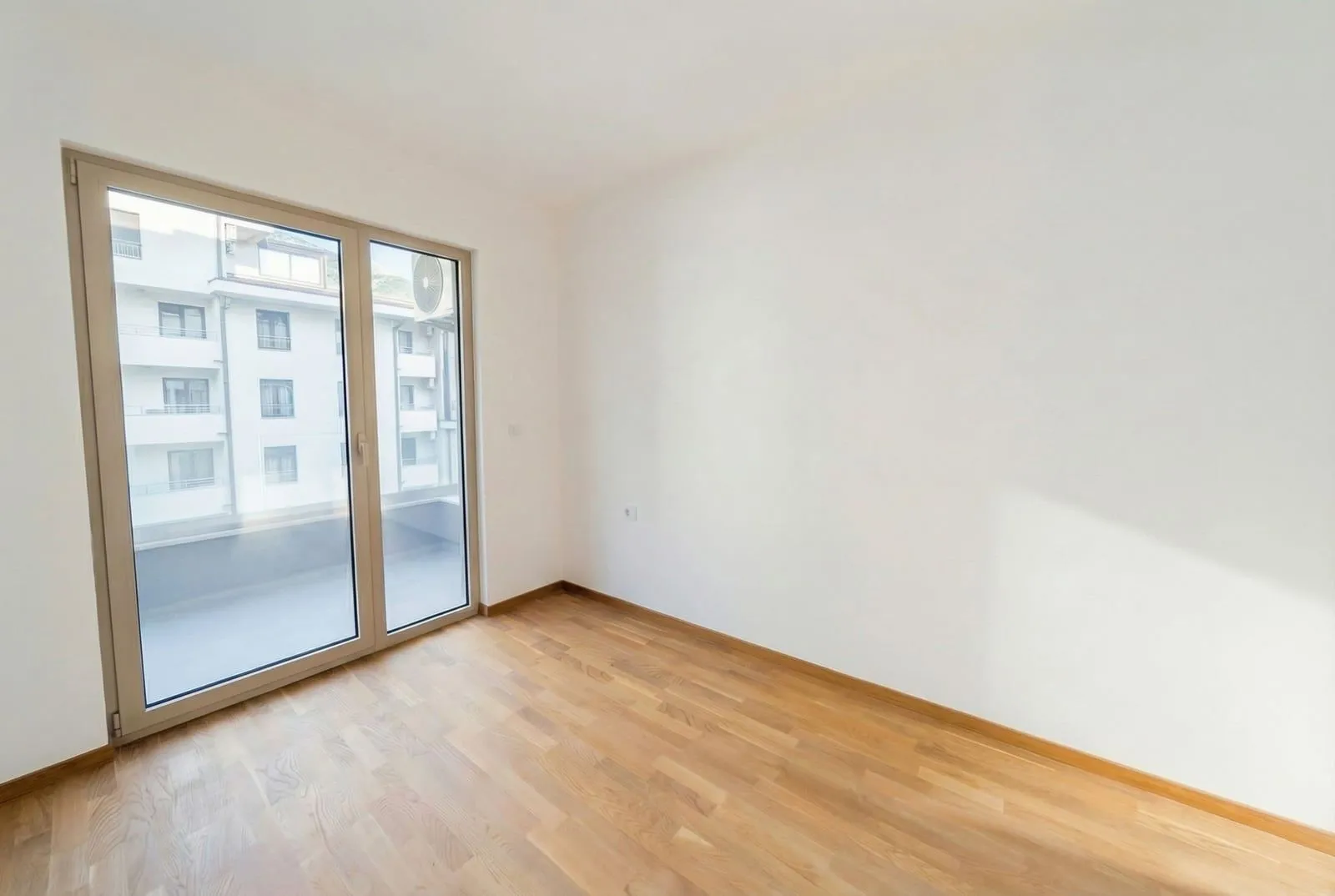 Prodaja, dvosoban stan, 44m², Bečići, Budva