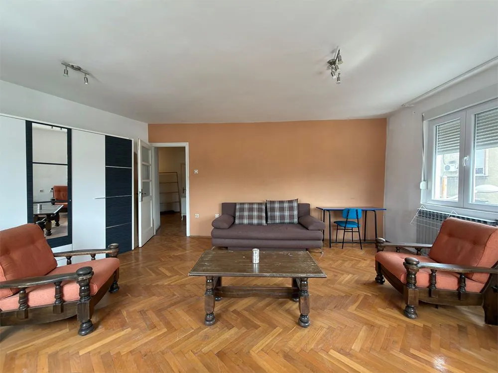 Sale, two bedroom apartment, 65m², Kalenić Pijaca, Vračar Sve Podlokacije