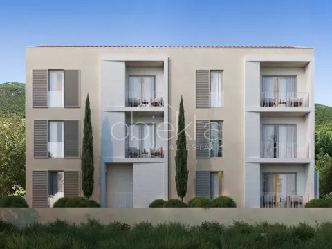 Prodaja, stan, 48m², Tivat, Crna Gora - image 2