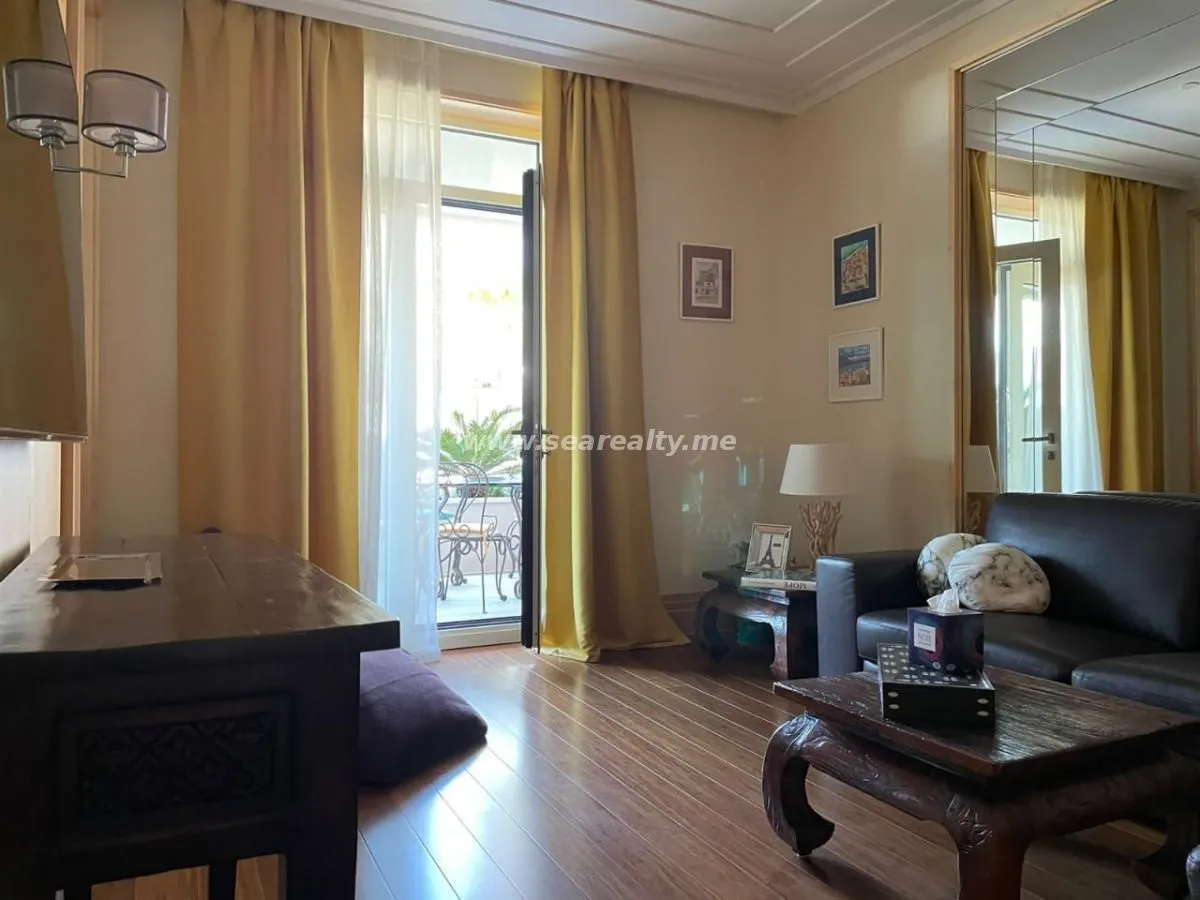 Prodaja, jednosoban stan, 80m², Porto Montenegro, Tivat