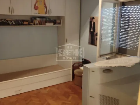 Prodaja, četvorosoban stan, 79m², Radijalac, Subotica - image 5