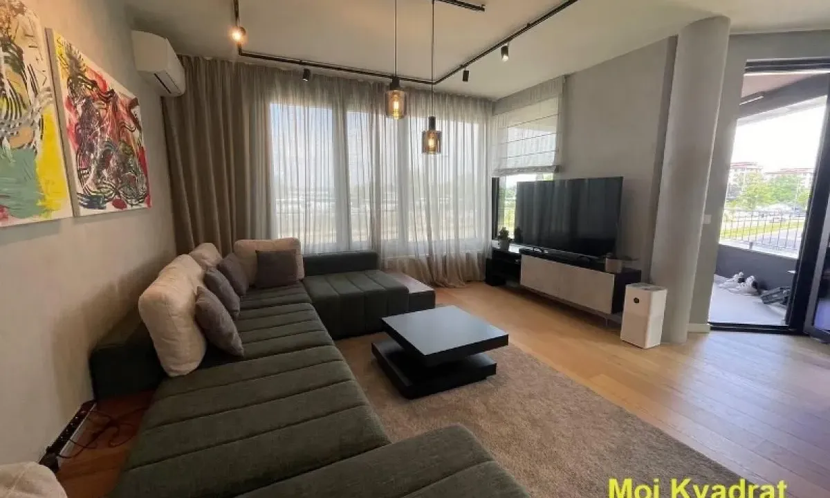 Prodaja, četvorosoban stan, 117m², Stari Grad, Beograd