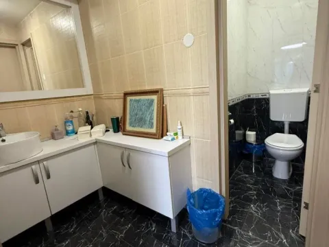 Rent, office space, 129m², Preko Morače, Podgorica - image 13