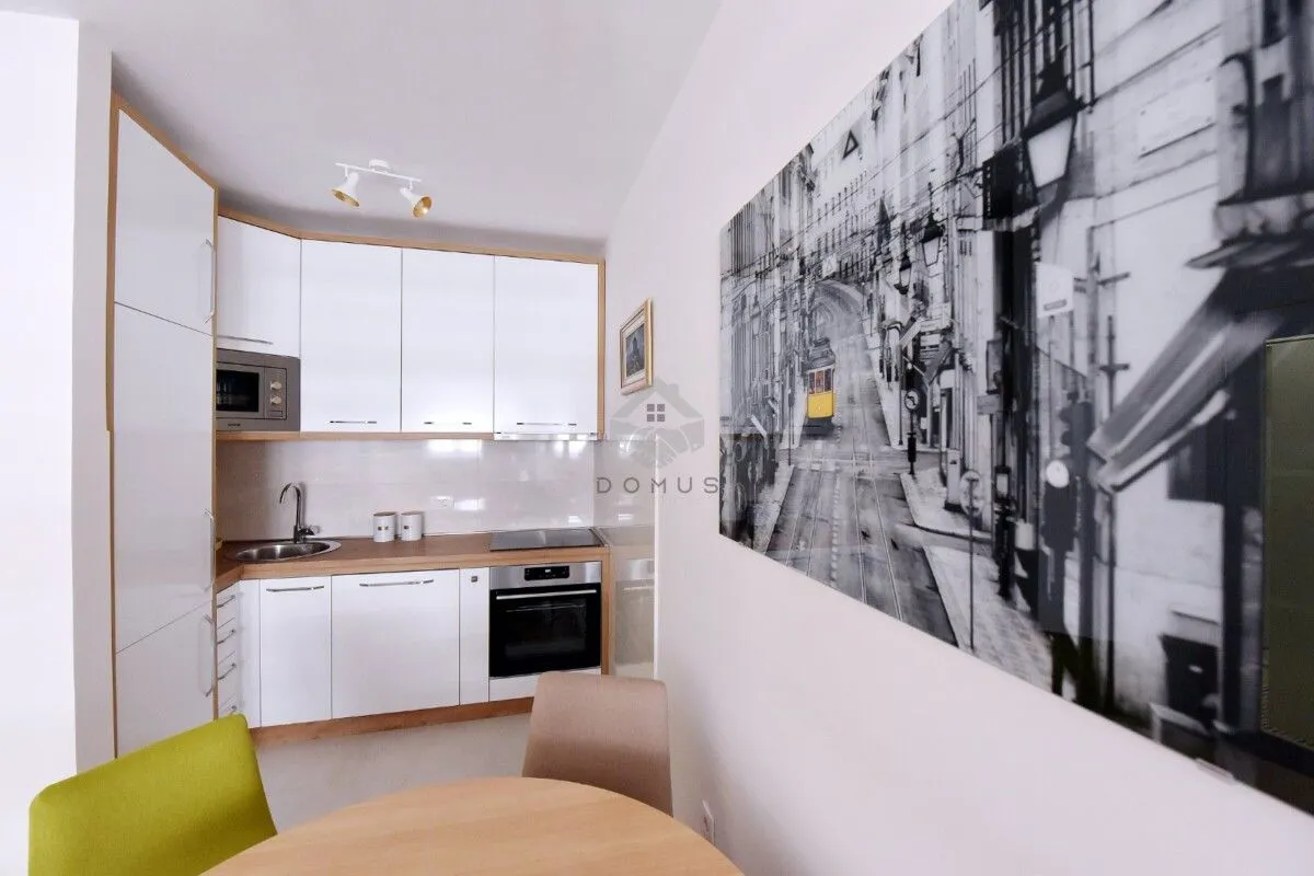 Rent, one bedroom apartment, 49m², Central Point, Podgorica