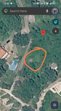 Satelitski snimak lokacije parcele sa ucrtanim položajem. - image 3