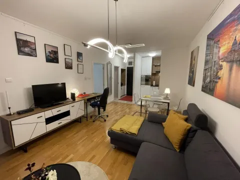 Izdavanje, jednosoban stan, 41m², Novo naselje, Novi Sad - image 2