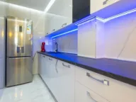 Izdavanje, dvosoban stan, 100m², Rafailovići, Budva - image 2