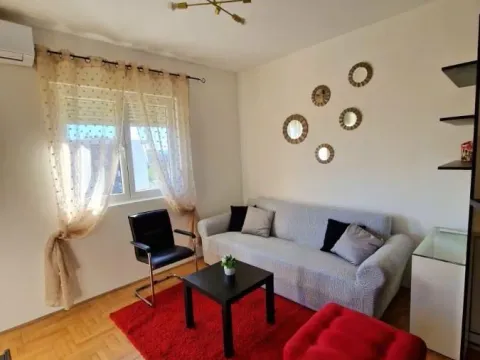 Stan in Tuški Put