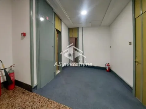 Izdavanje, poslovni prostor, 259m², Stari Grad, Beograd - image 5