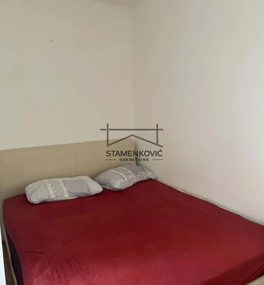 Prodaja, jednosoban stan, 38m², Socijalno, Novi Sad Sve Podlokacije