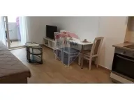 Izdavanje, garsonjera, 31m², Budva, Crna Gora - image 1